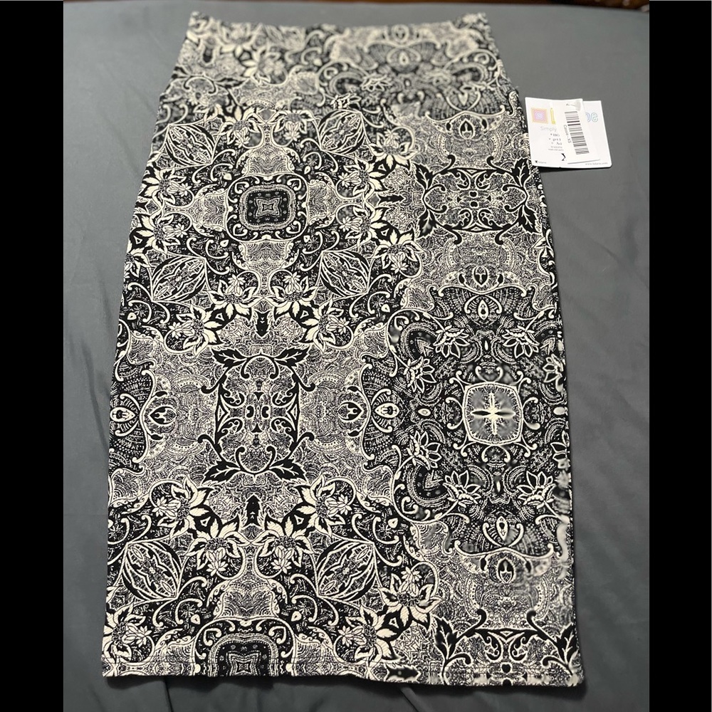 LuLaRoe Cassie Pencil Skirt or Top XS